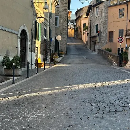 La Grotta *